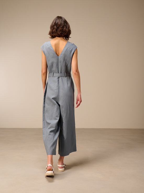 Jumpsuit mit Gürtel