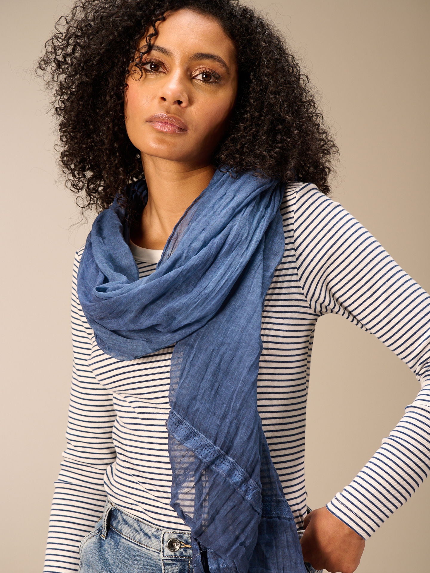 F26165_dark ocean_3.jpg