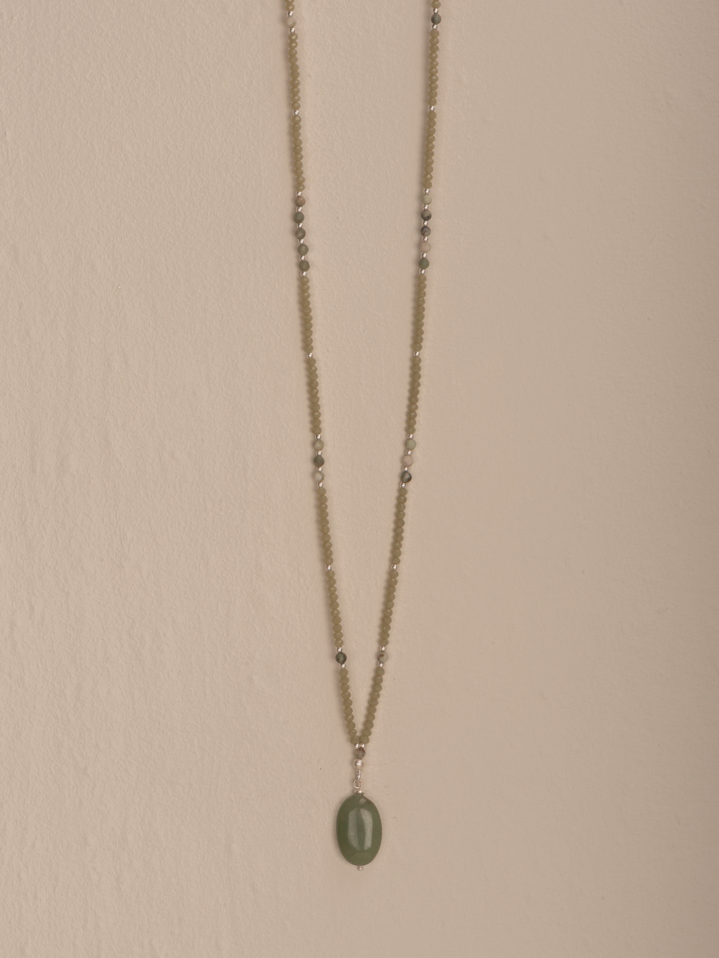 Necklace with pendant