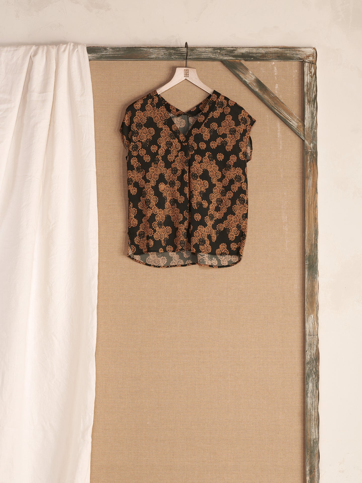 Bluse mit V-Ausschnitt