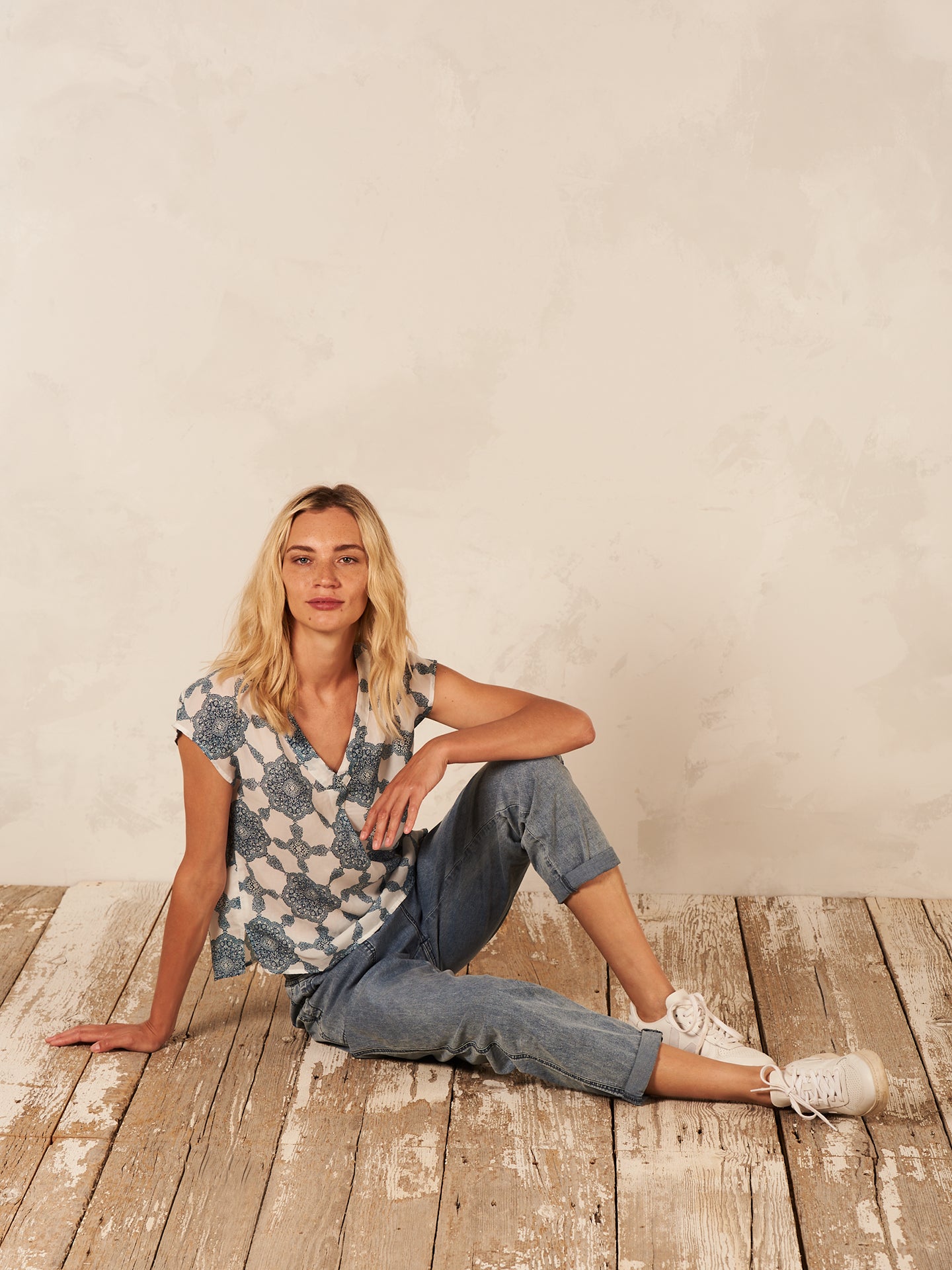 Bluse mit V-Ausschnitt