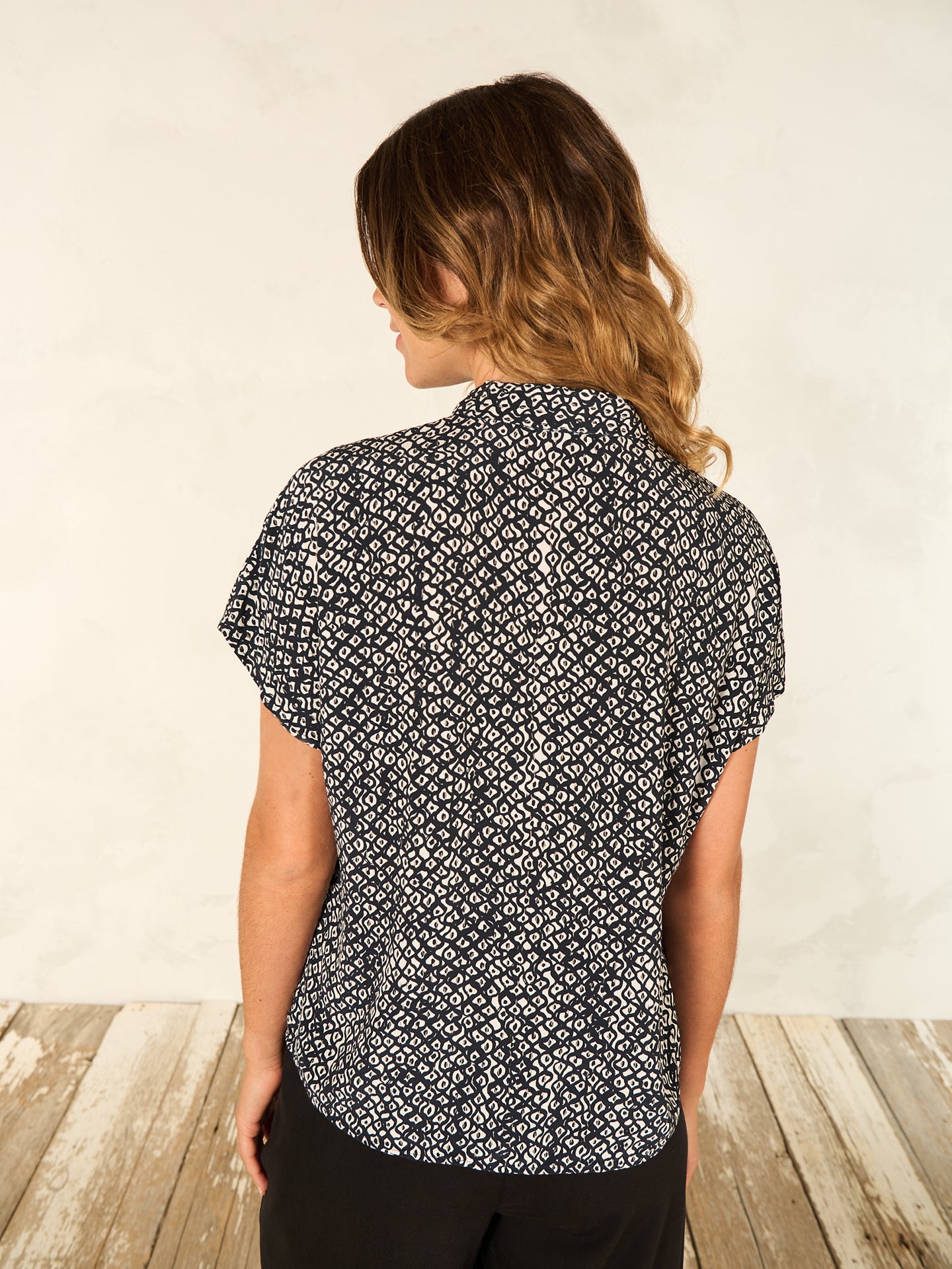 blouse avec patte de boutonnage