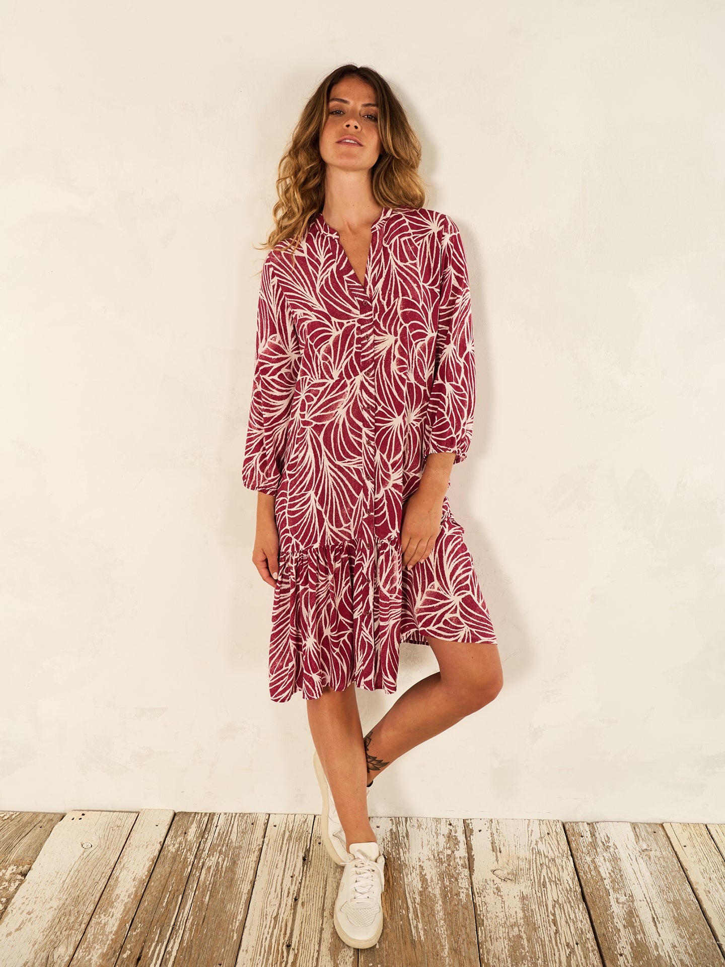Dress with stand-up collar
