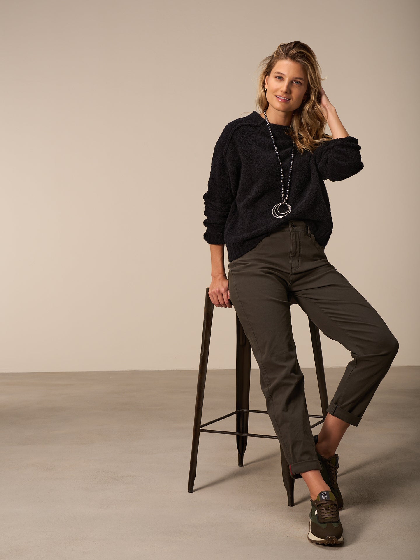 Sweater with stand-up collar