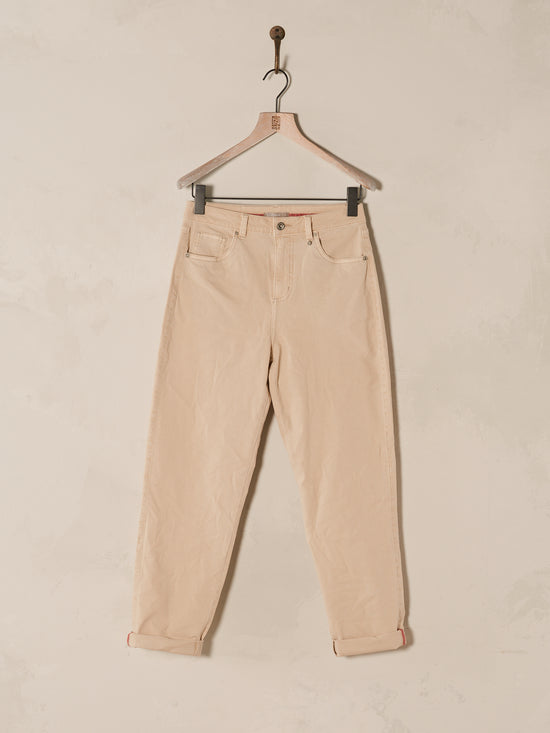 Barrel-leg trousers