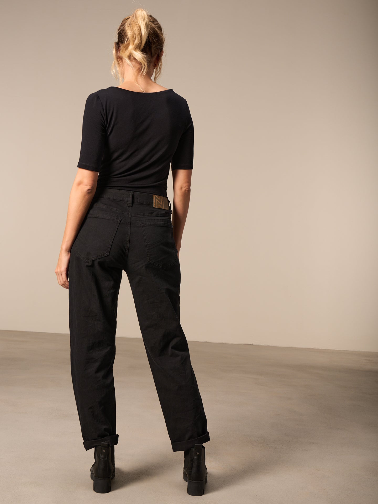 Pantaloni barrel fit