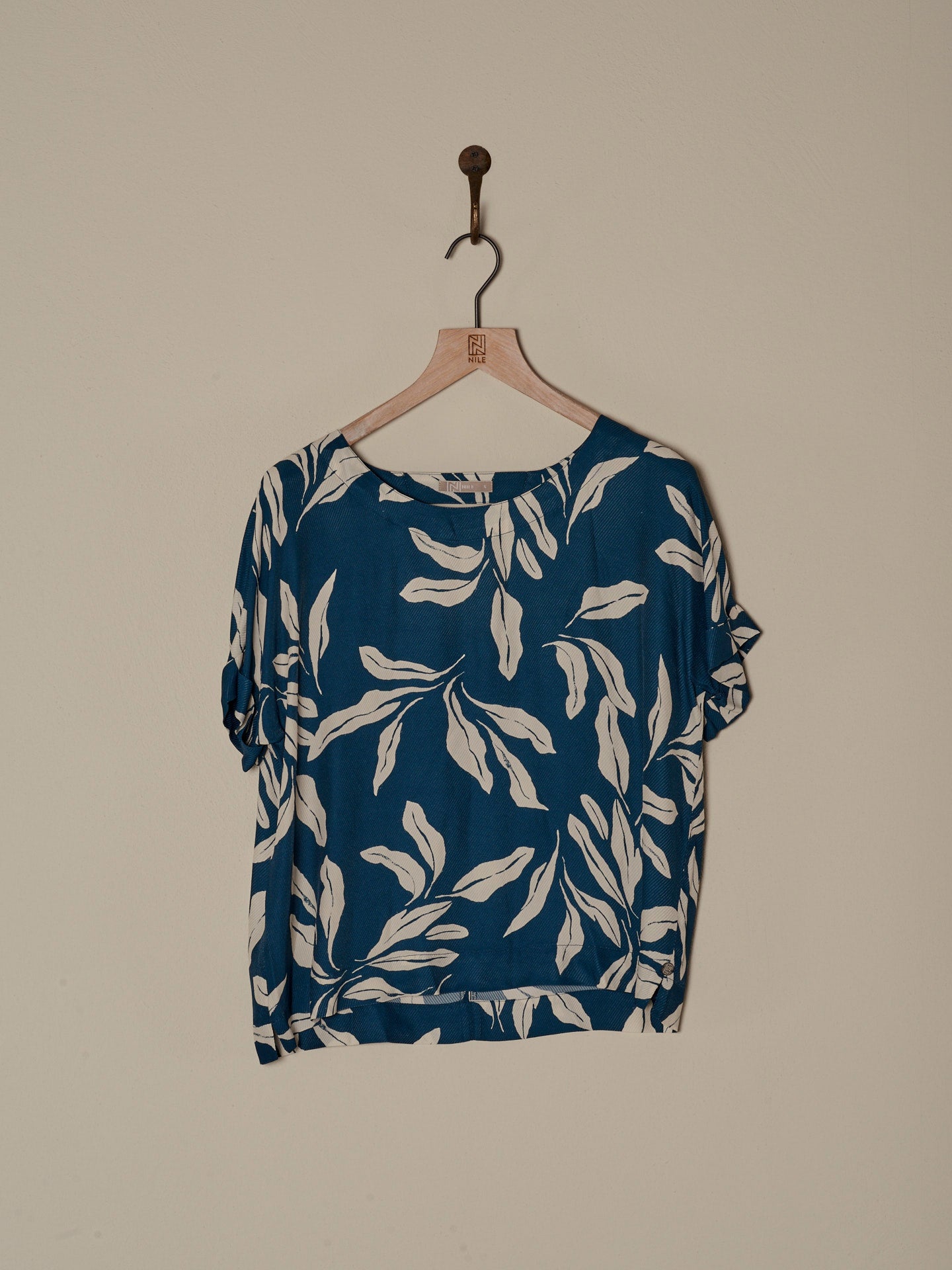 Blusa con scollo rotondo