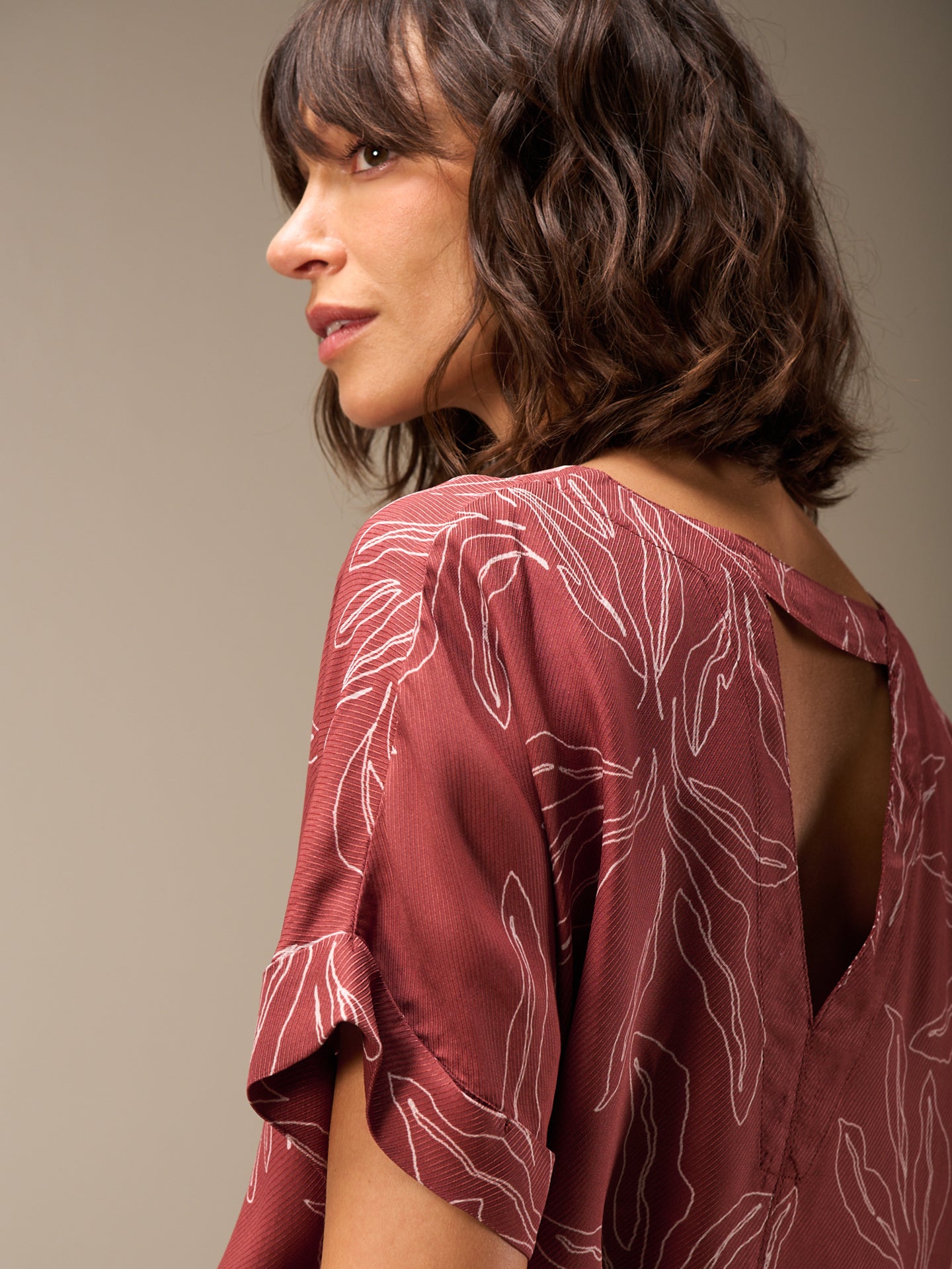 Blusa con scollo rotondo