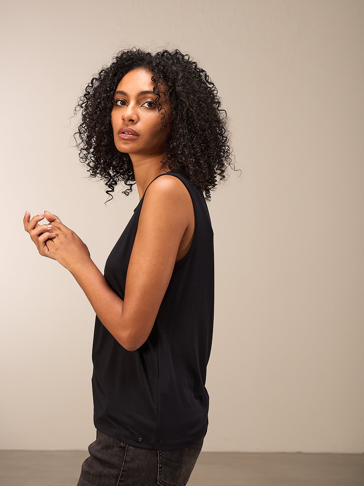 Round-neck top