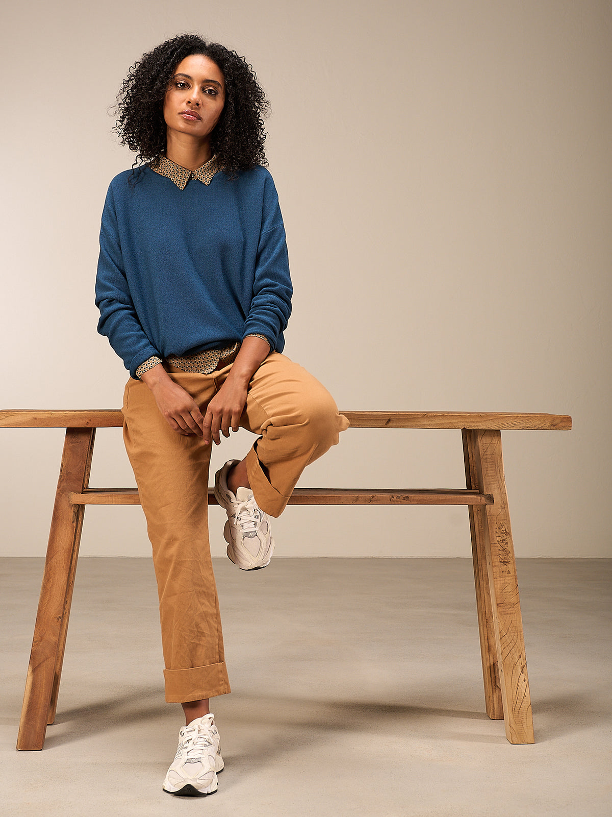 Maglione con scollo rotondo