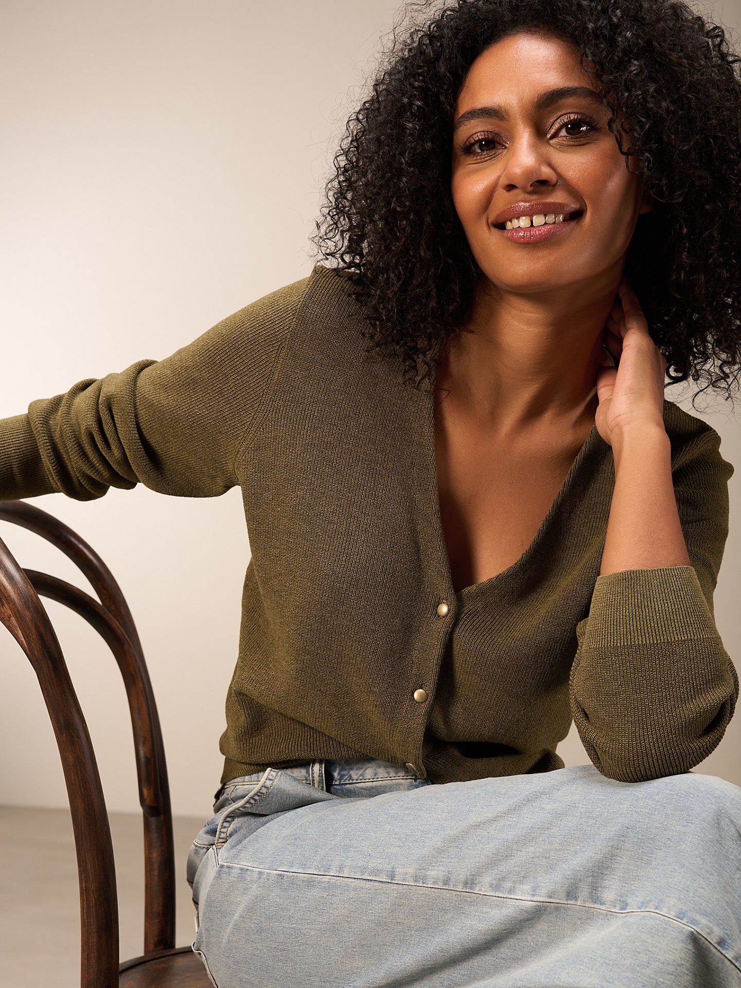 Strickjacke mit V-Ausschnitt