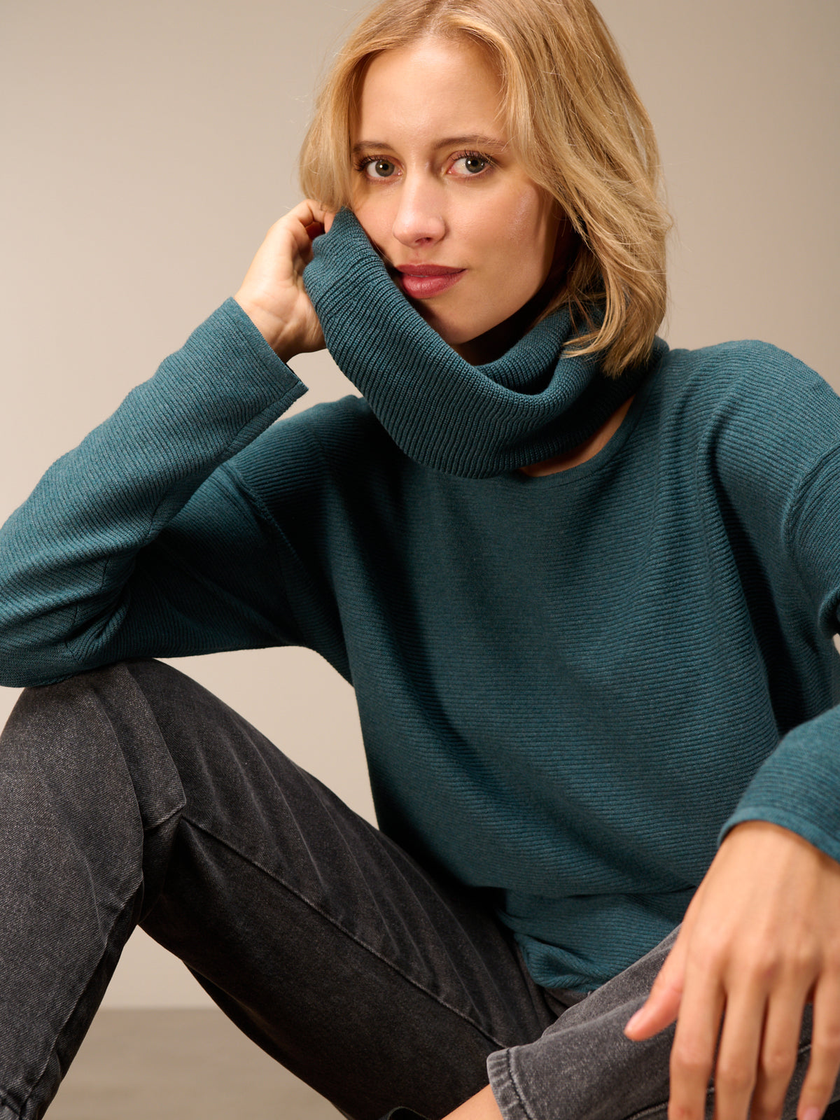 Fine knit sweater