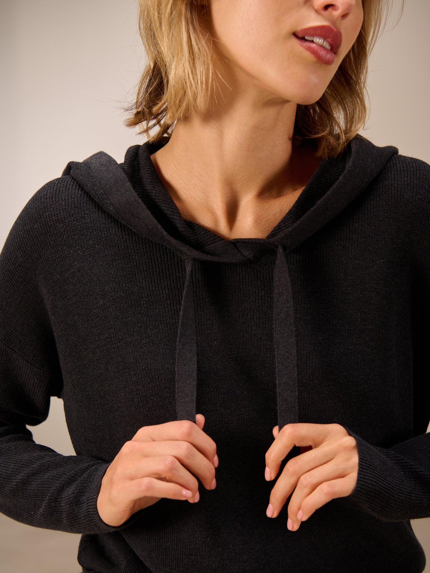 Hooded sweater