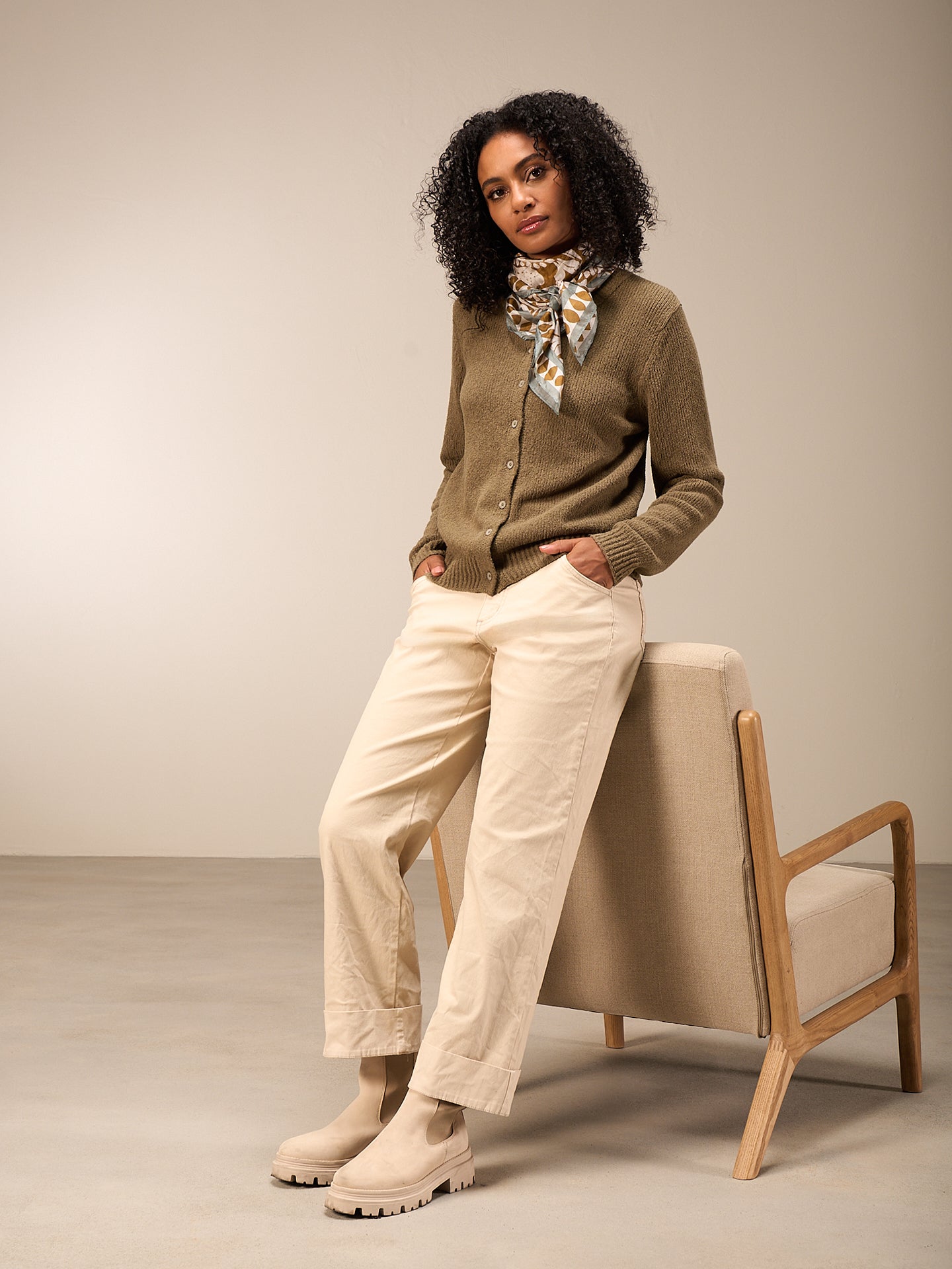 Pantaloni dritti