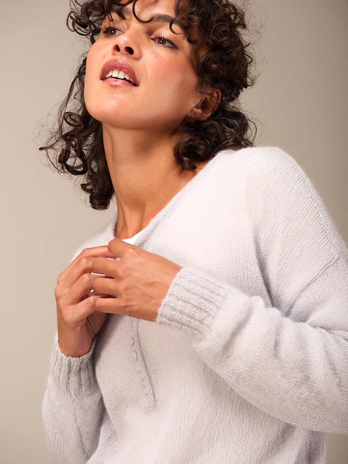 Knitted sweater with wool