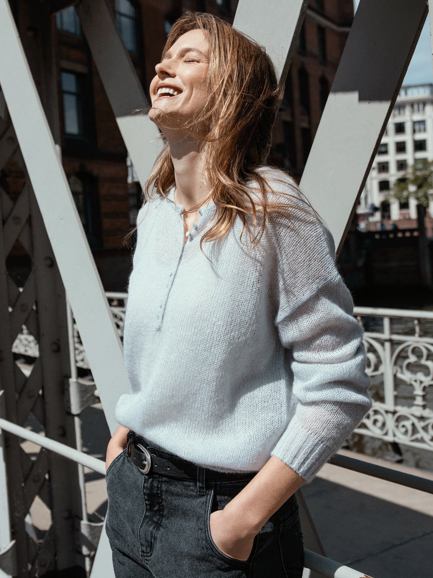 Knitted sweater with wool