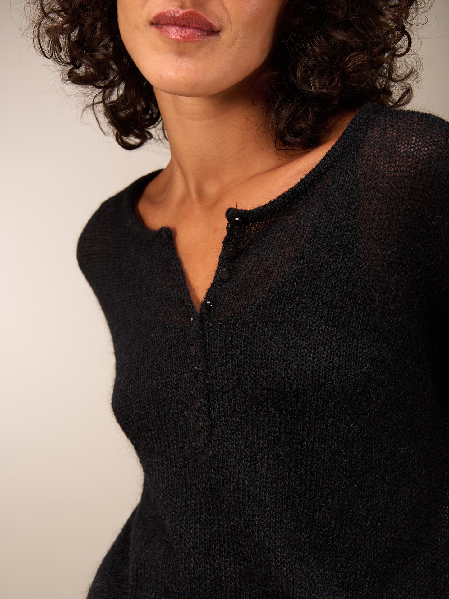 Knitted sweater with wool