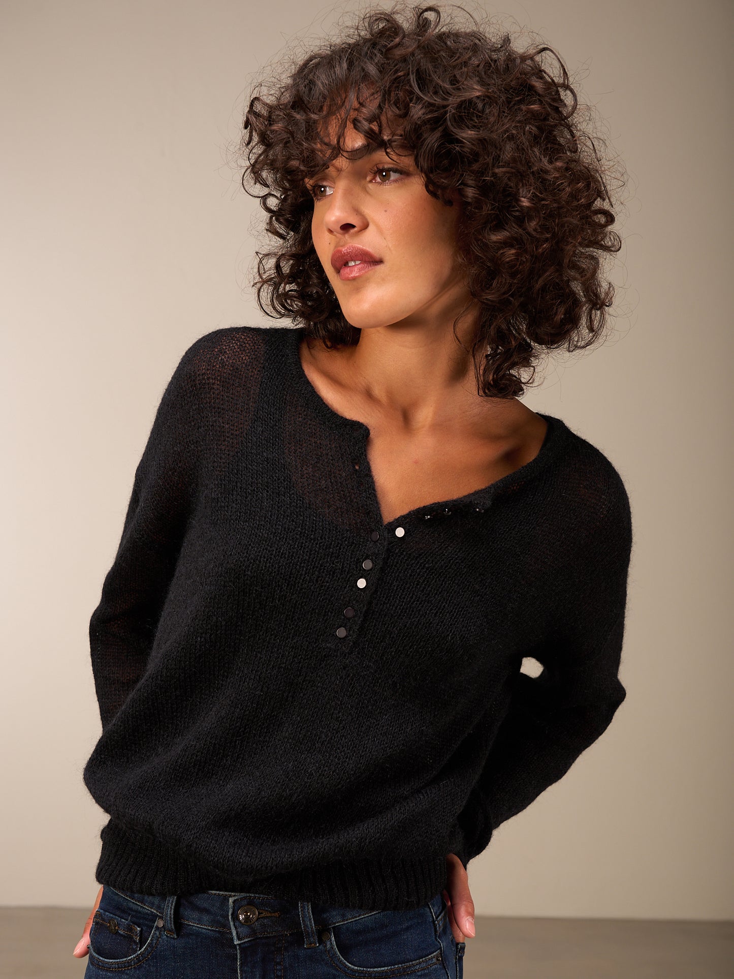 Knitted sweater with wool