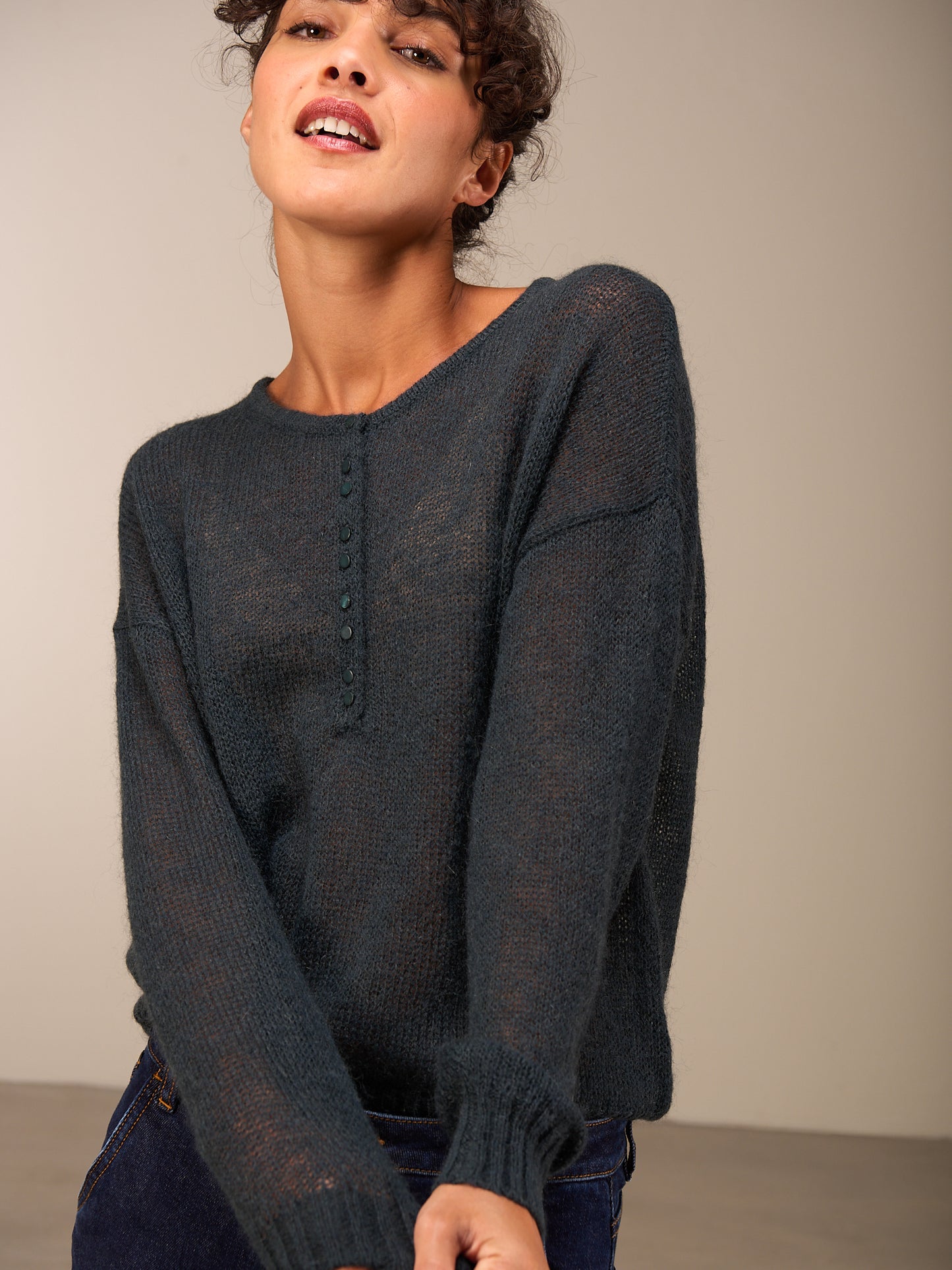 Knitted sweater with wool