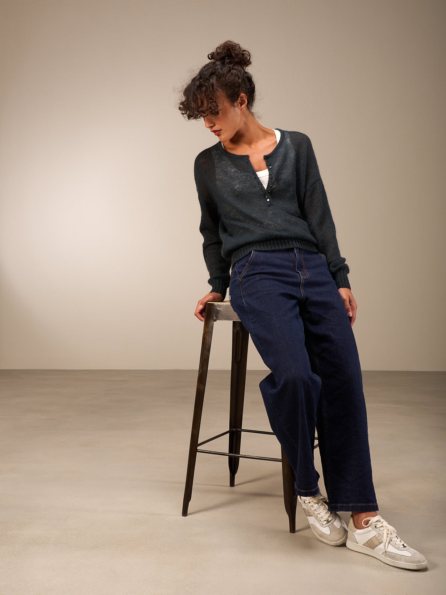 Knitted sweater with wool