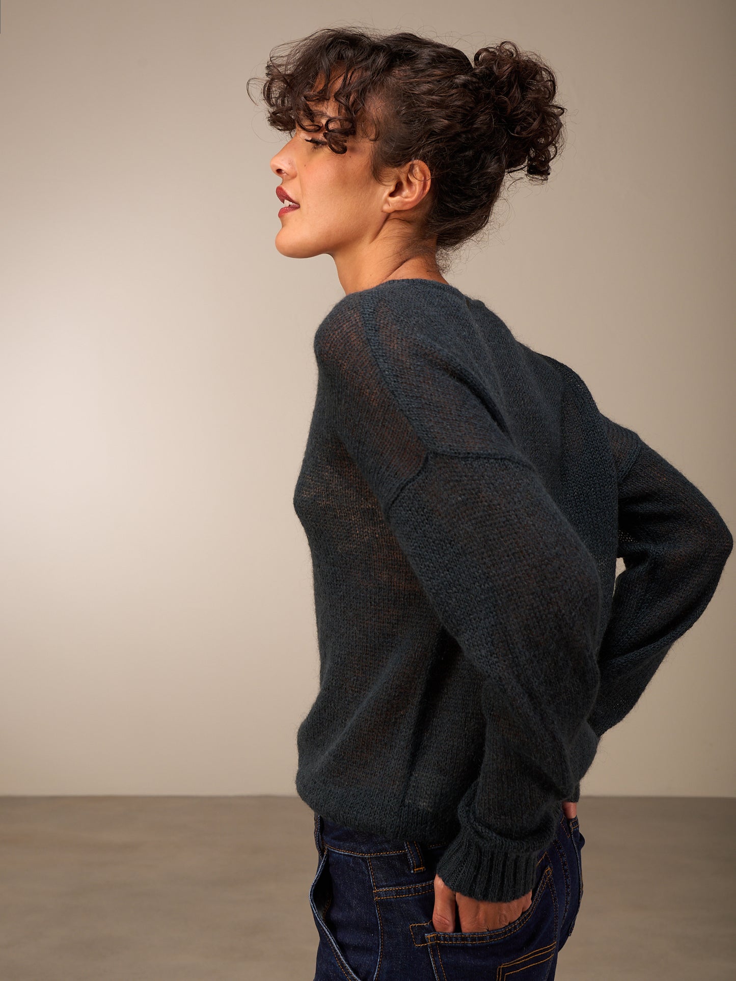 Knitted sweater with wool