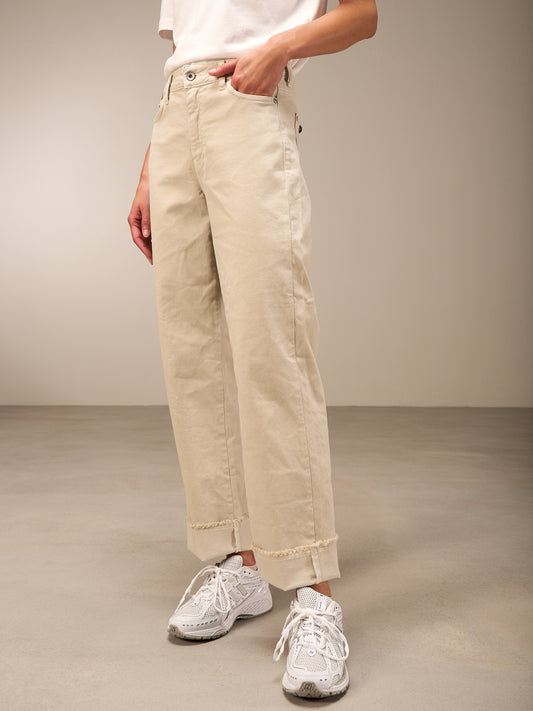 Pantaloni dritti