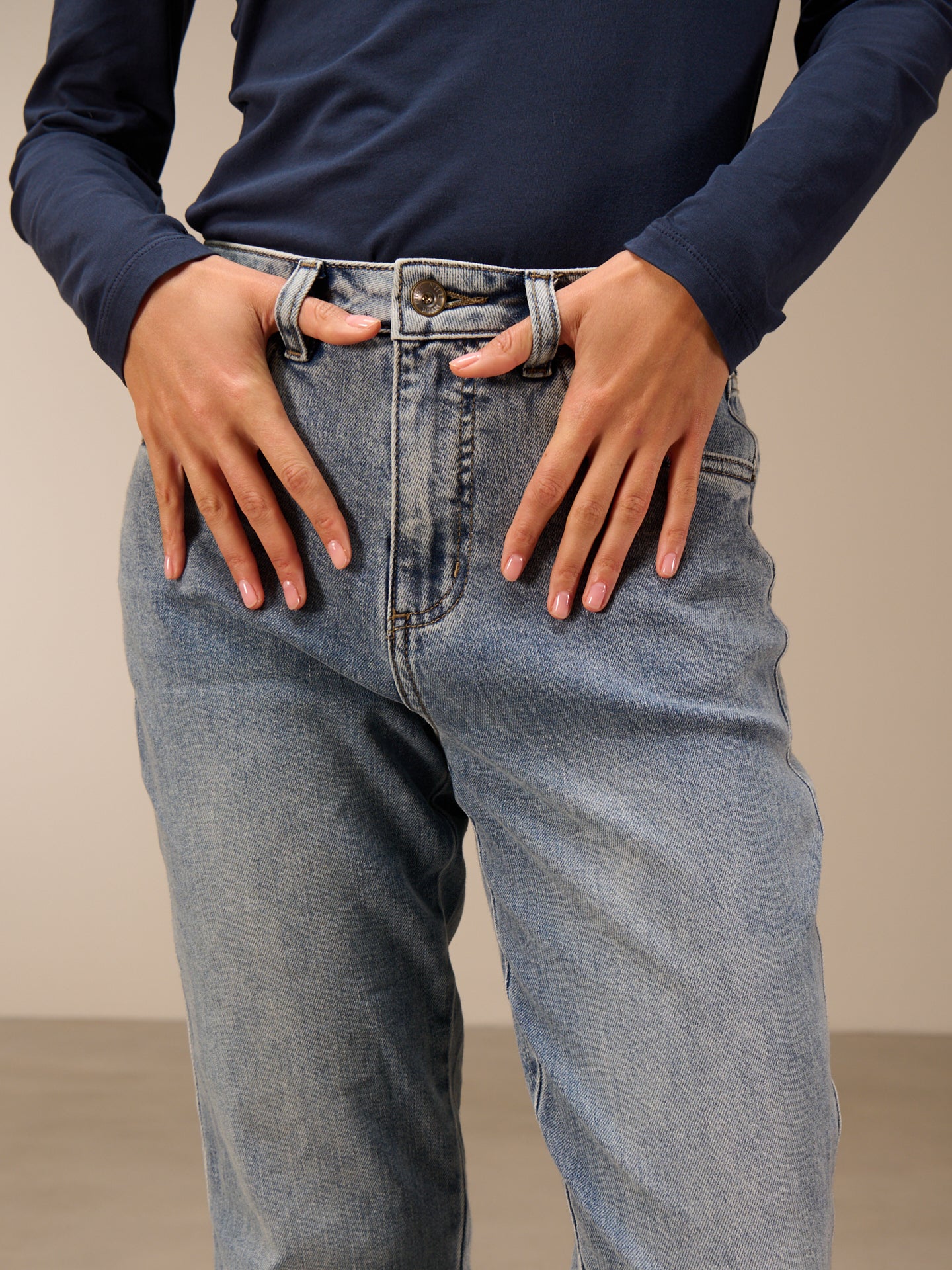 Loose jeans
