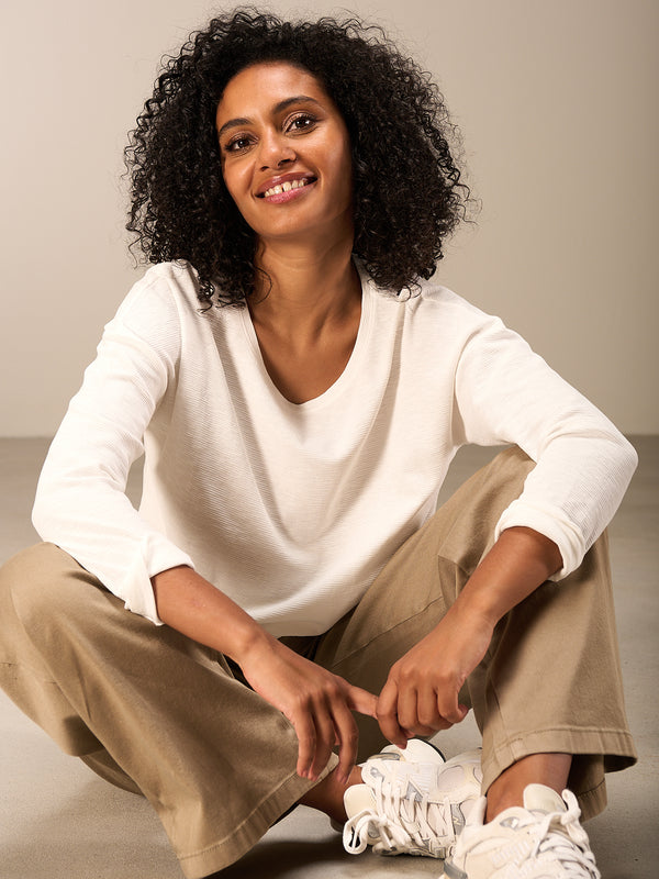Long-sleeved shirt