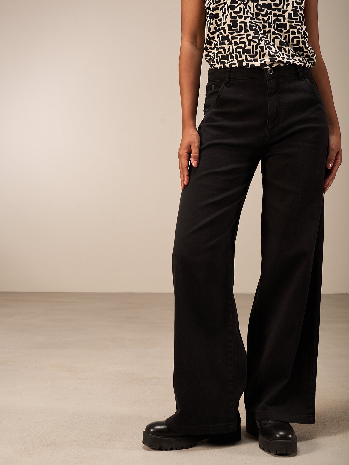 Pantaloni wide leg