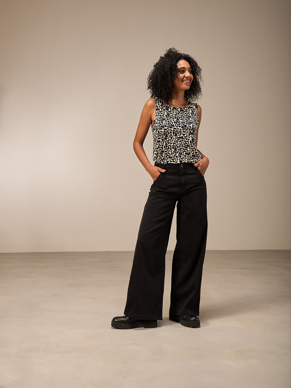 Pantaloni wide leg