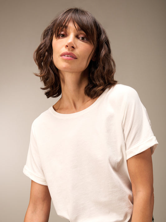 Shirt mit angeschnittenen Ärmeln