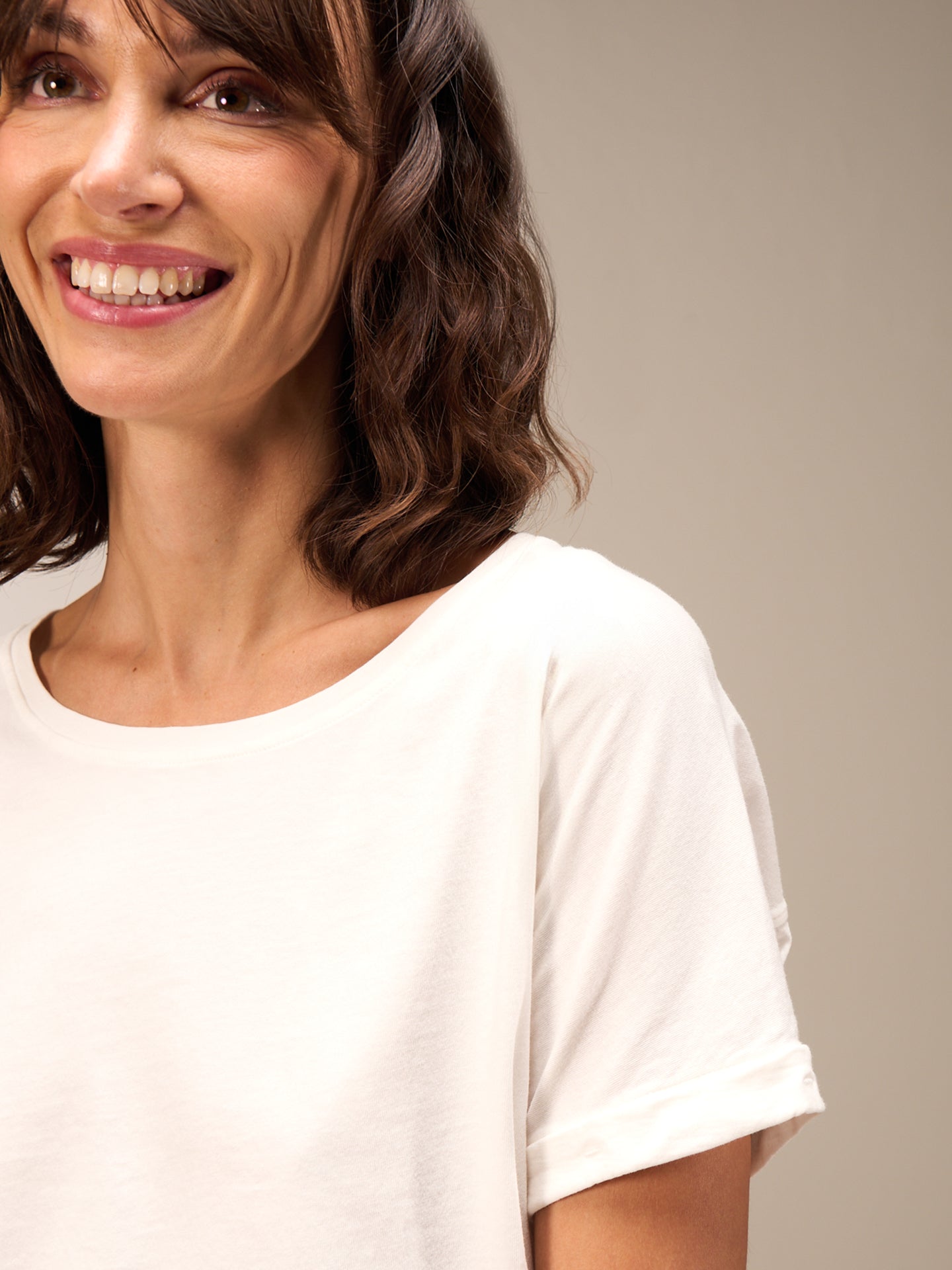 T-shirt à manches coupées raccourcies