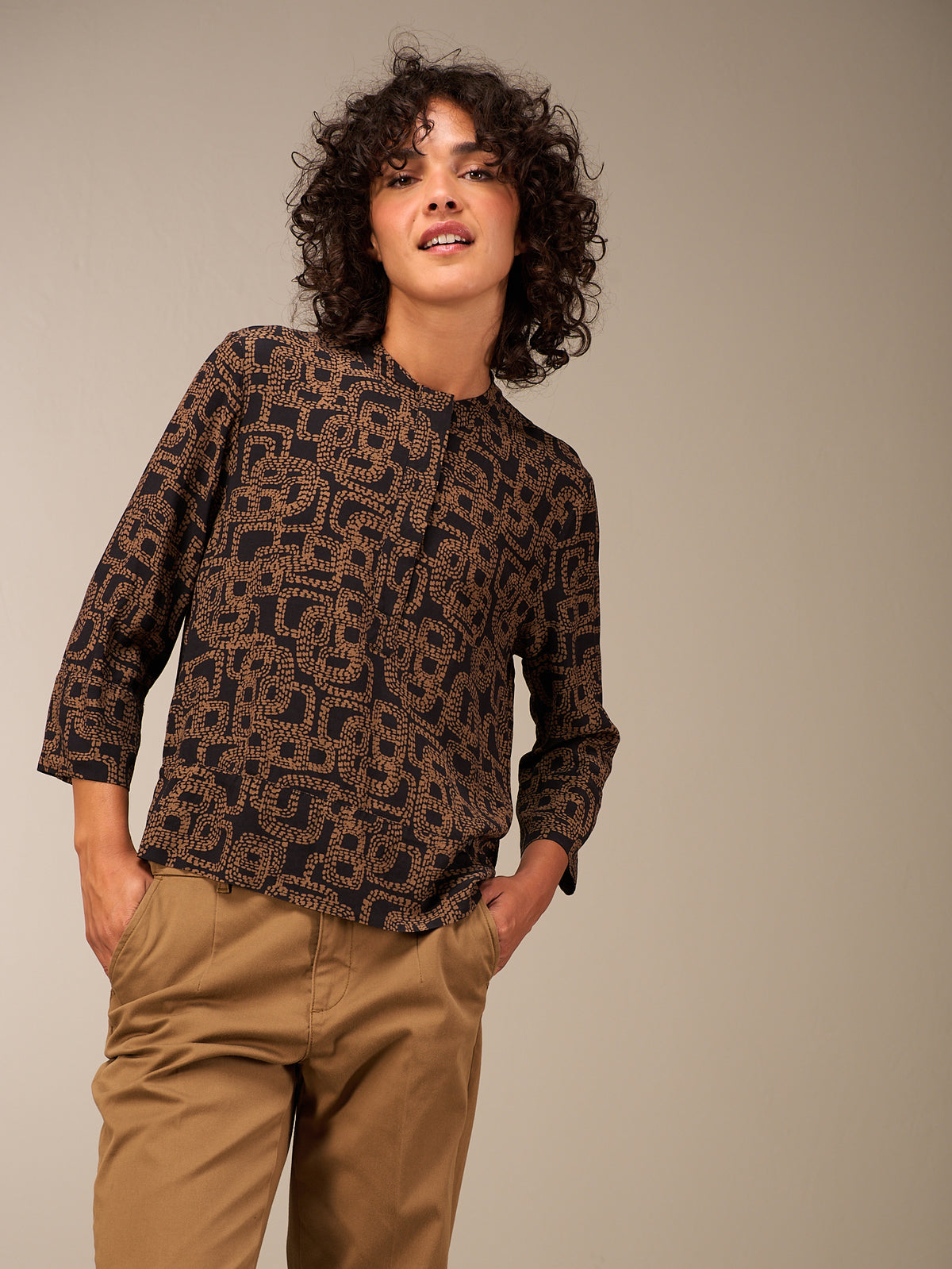 blouse à manches 3/4