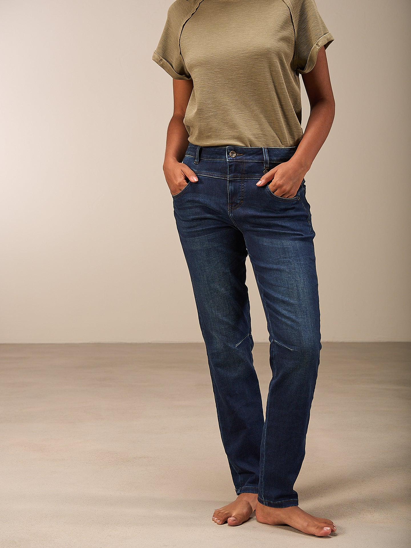 Tapered jeans