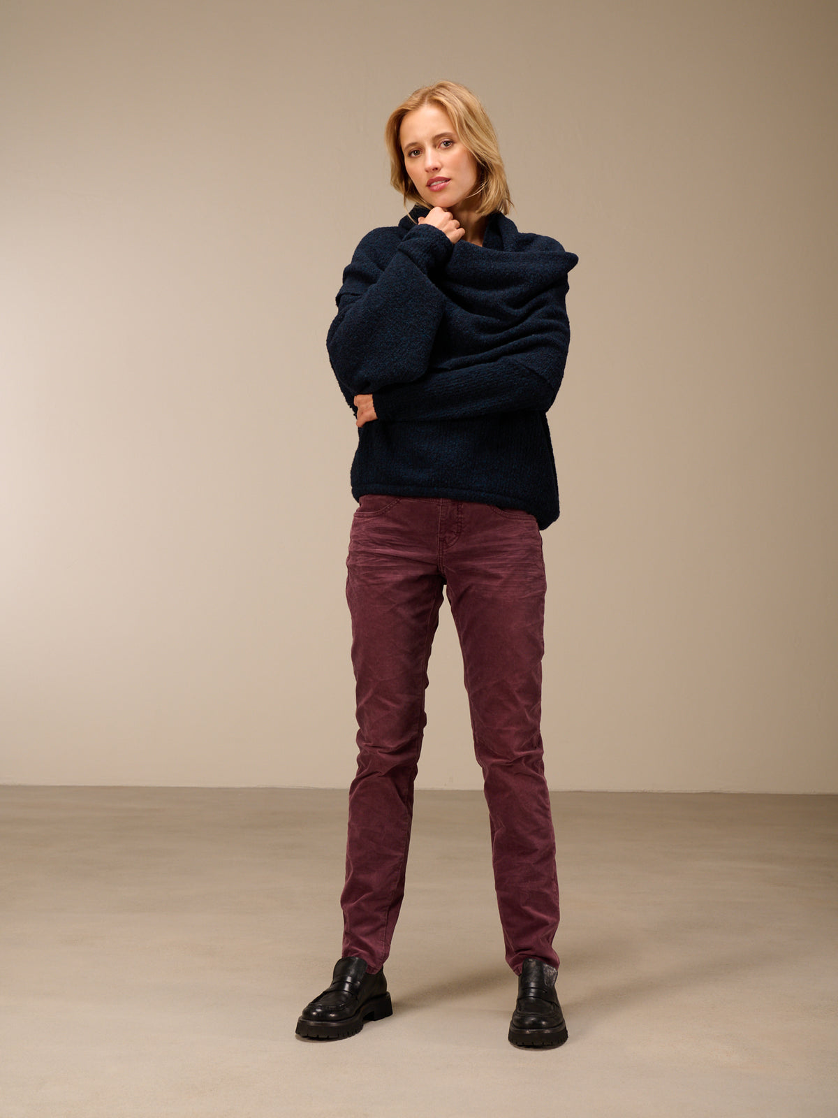 Knitted sweater with wool