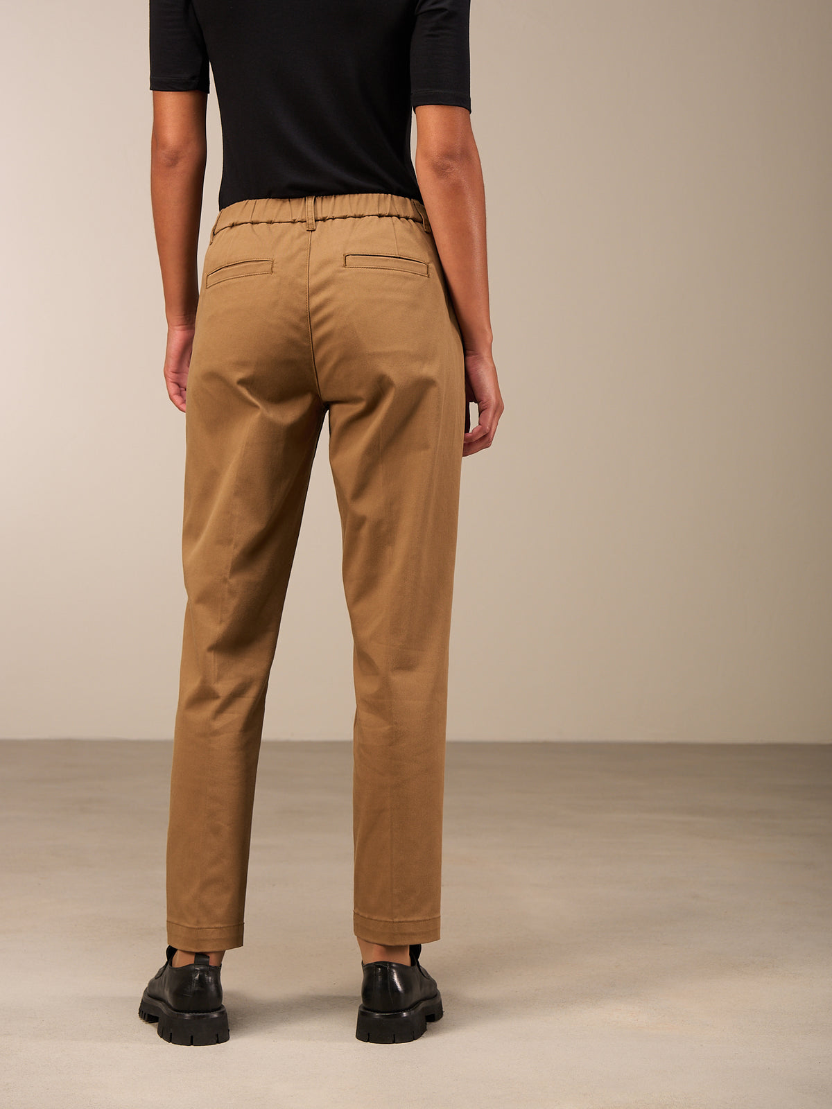 Chinos