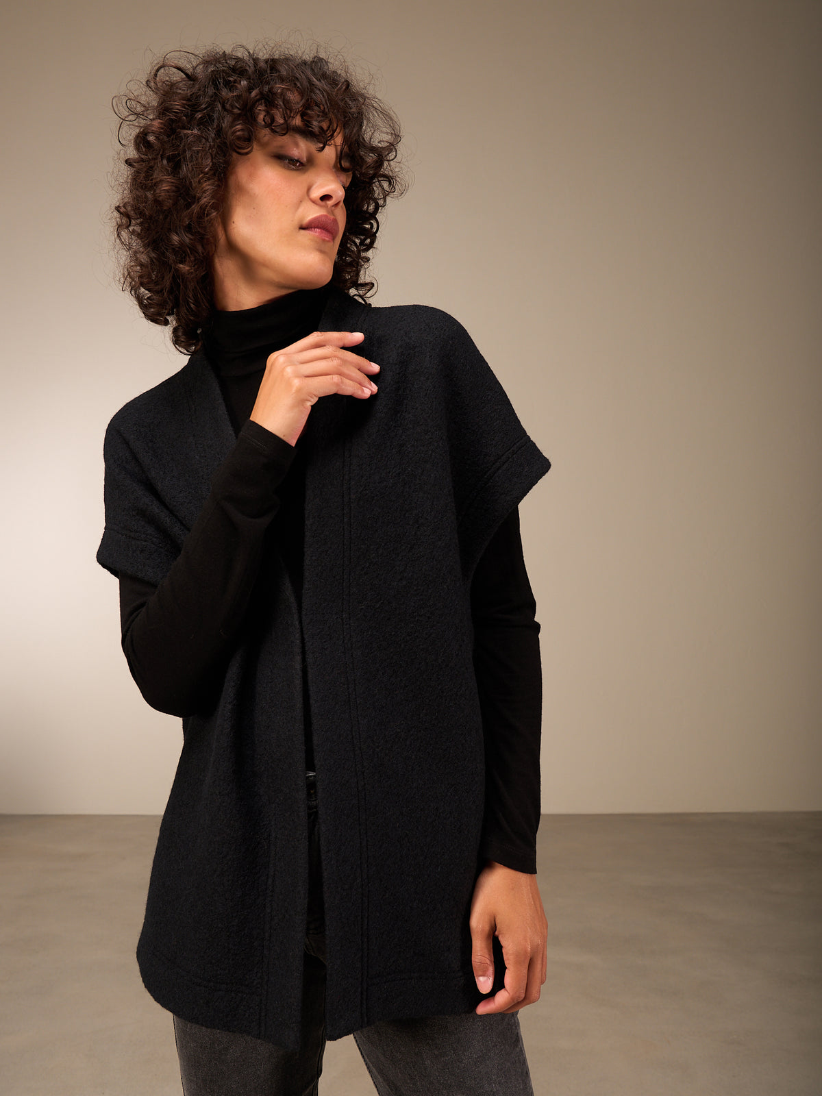 Vest with wool