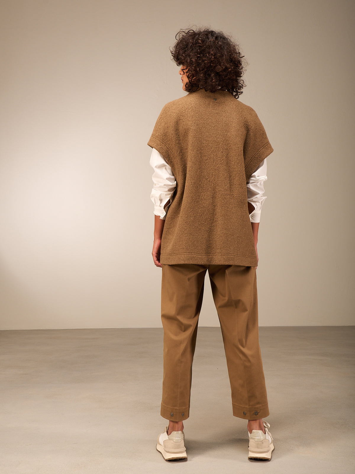 Vest with wool