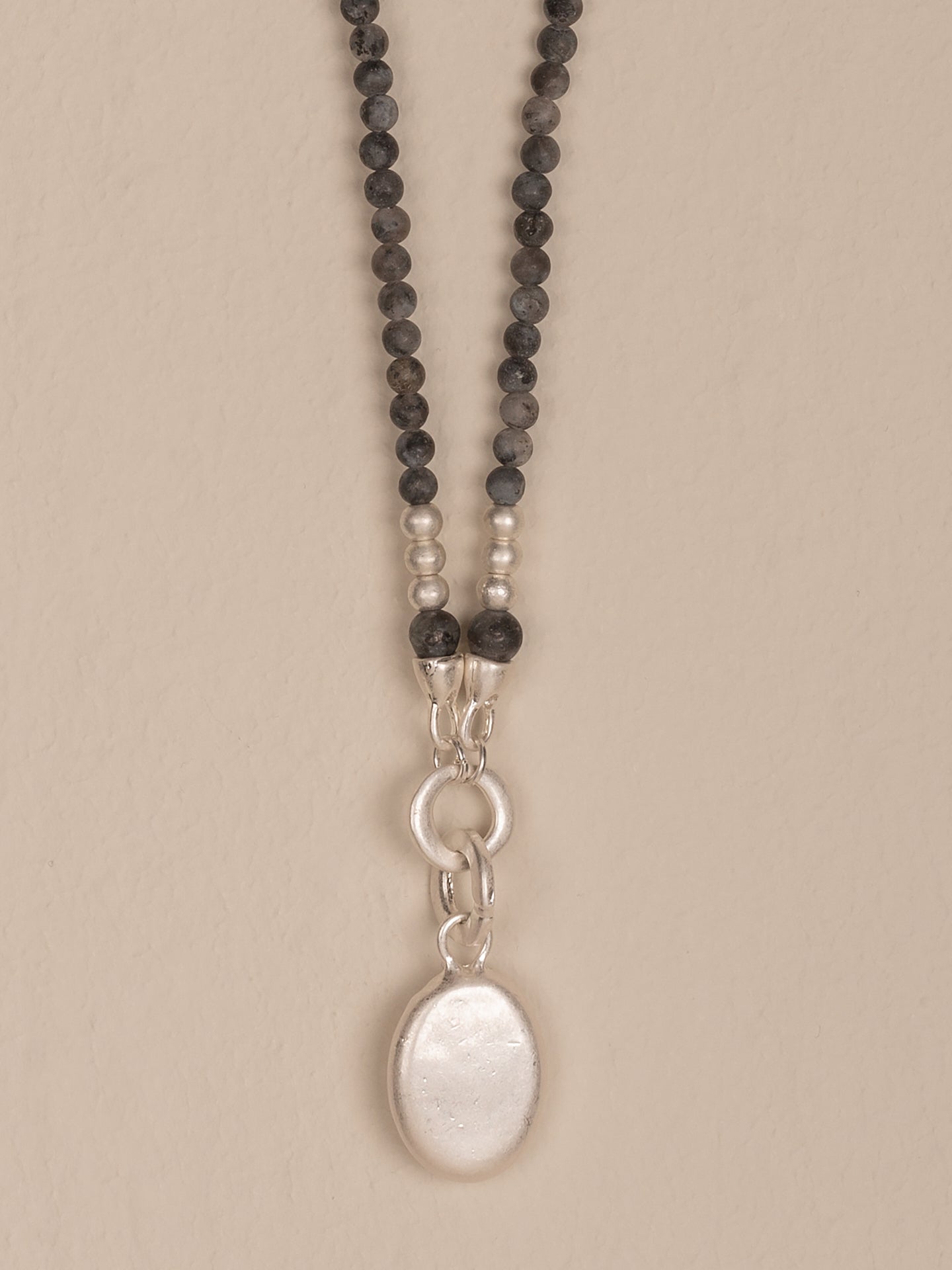 Collana con ciondolo