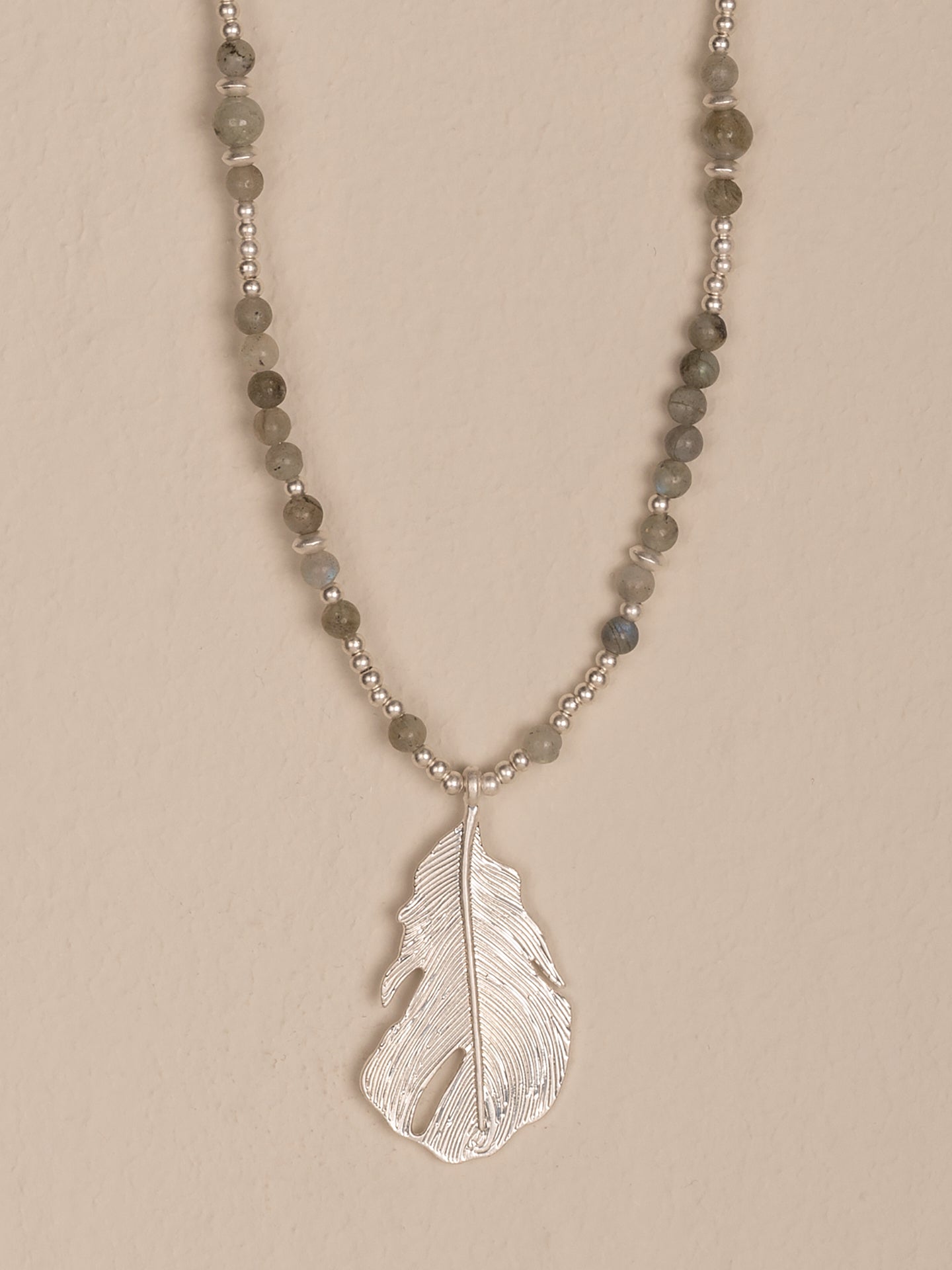 Collana con ciondolo