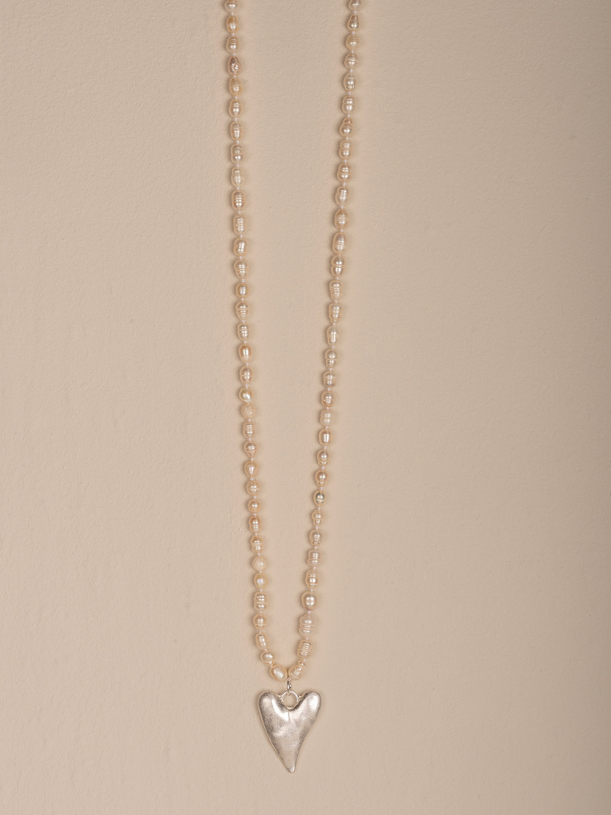 collier avec pendentif
