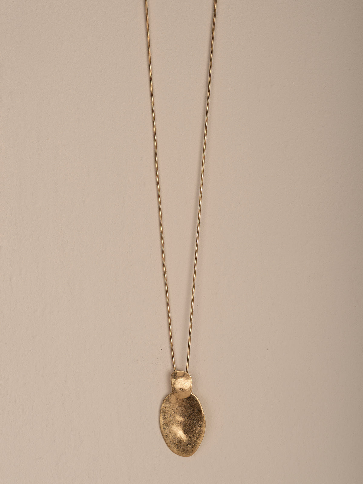 Necklace with pendant