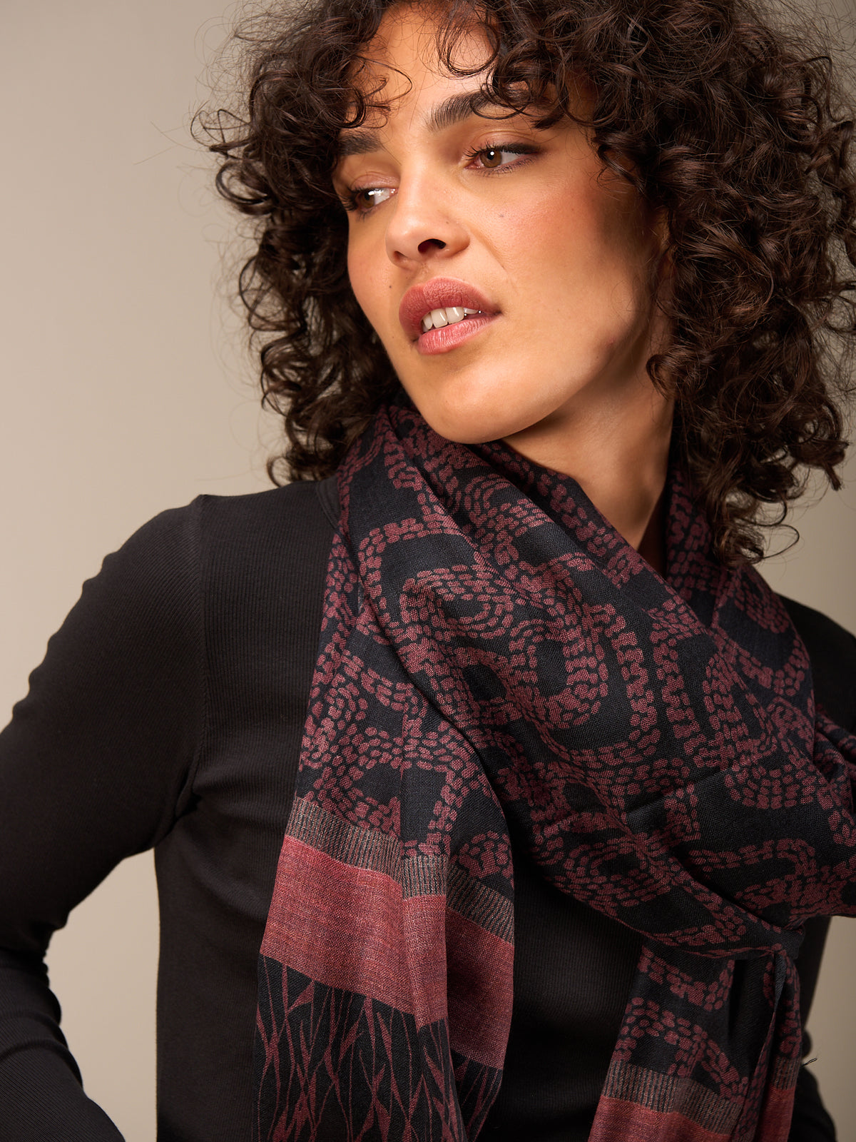 Wool scarf