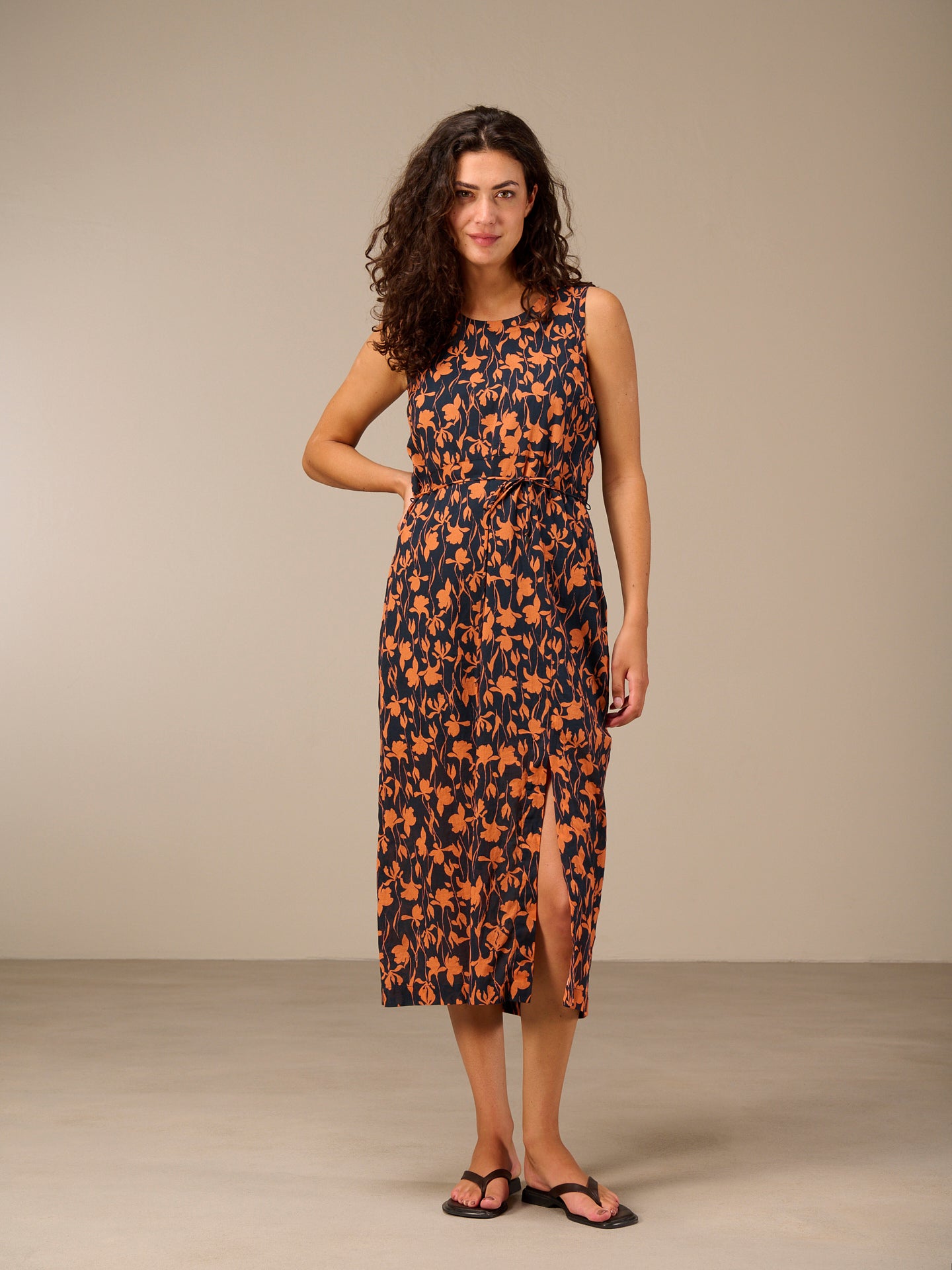 Kleid mit Rundhals