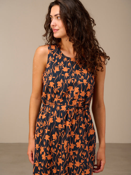 Round-neck dress
