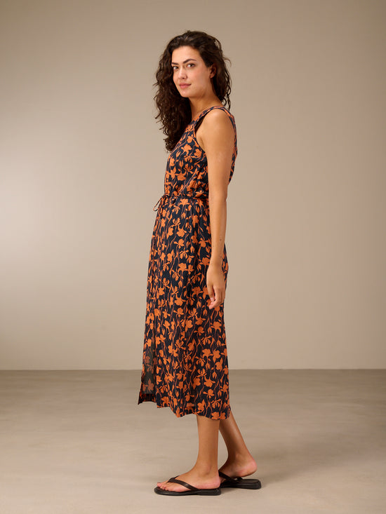 Round-neck dress
