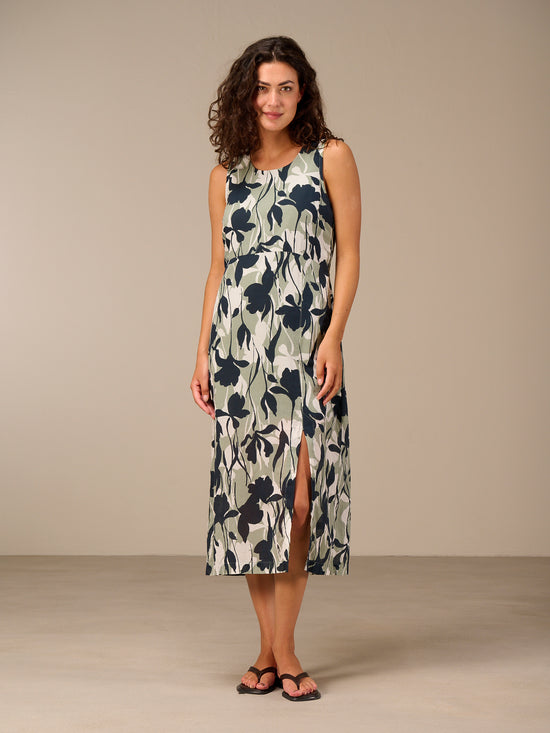 Round-neck dress