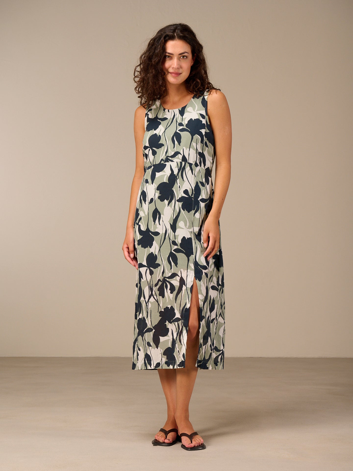 Kleid mit Rundhals