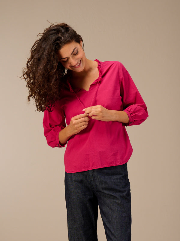 blouse avec col en V