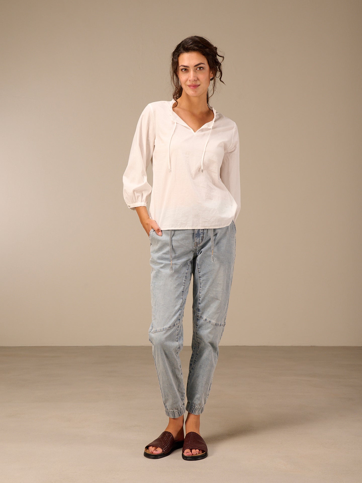 Bluse mit V-Ausschnitt